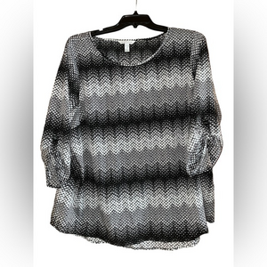 Croft & Barrow Blouse Size 2X Roll Tab 3/4 Sleeve Geometric ‎ Black White Gray